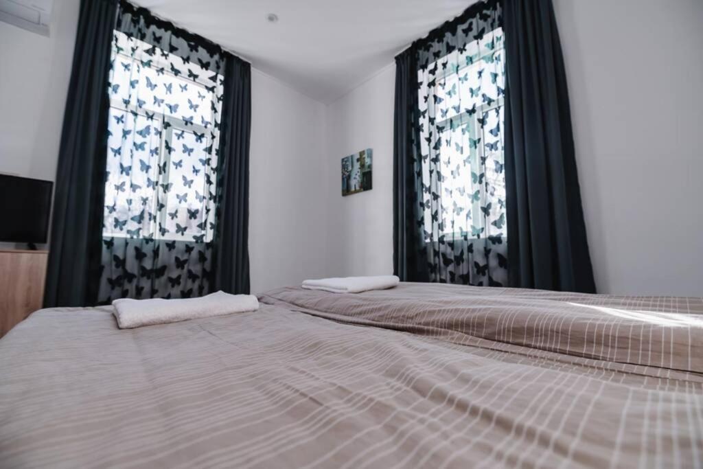 Cozy Apartment In Central Sofia Ngoại thất bức ảnh